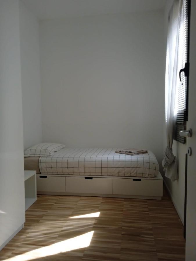 Apartment Via D'Apulia 11 Milano Exteriör bild